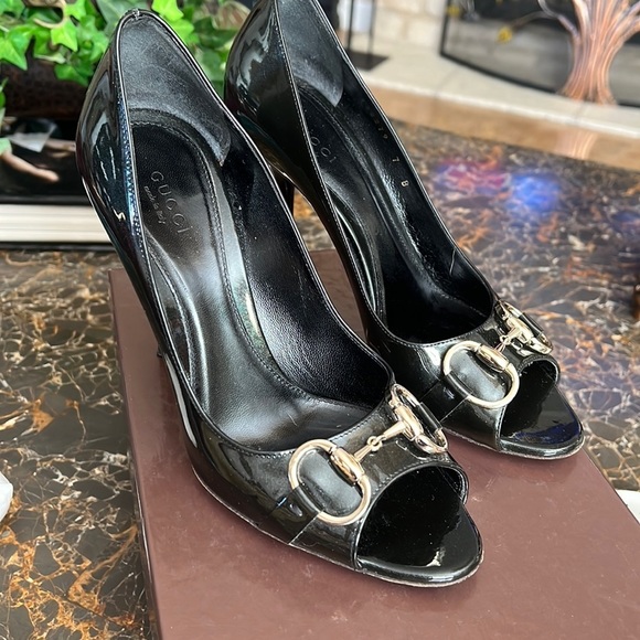 Gucci Vernice heels - Picture 1 of 12